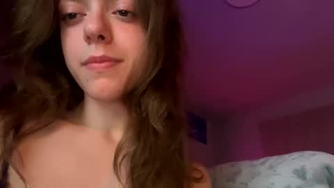 Snapshot of sweetmarie223 chatting on 04.16.26 sweetmarie223 online show from 04.16.26