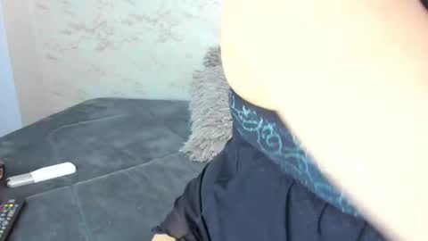 Snapshot of sweetmeggan_ chatting on 11.19.25 Megan online show from 11.19.25