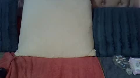 sweetmellowx1 online show from 01.25.25