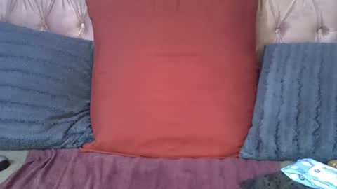 sweetmellowx1 online show from 02.17.25