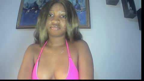 Snapshot of sweetness755325 chatting on 11.16.25 sweetness755325 online show from 11.16.25