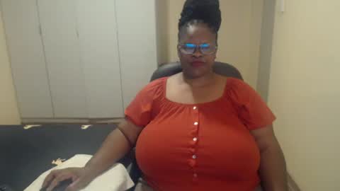 sweetnoziexxx online show from 02.17.25