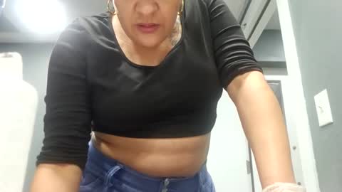 sweetp3ach29 online show from 12.21.24