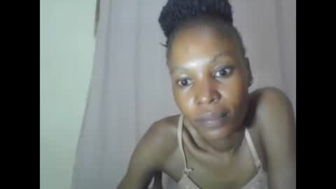 ESTHER online show from 01.25.25