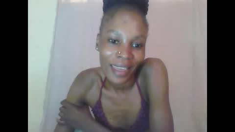 ESTHER online show from 01.25.25
