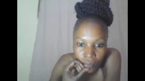 ESTHER online show from 01.26.25