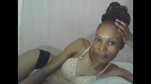 ESTHER online show from 01.26.25