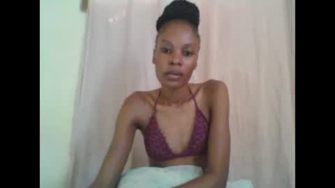 ESTHER online show from 01.31.25
