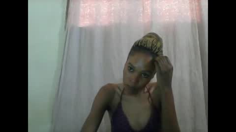 ESTHER online show from 03.03.25
