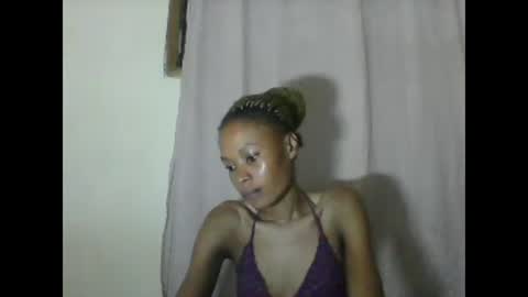 ESTHER online show from 03.04.25