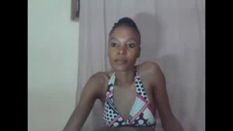 ESTHER online show from 03.10.25