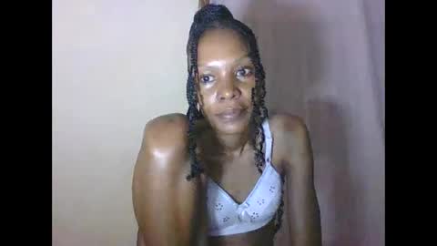 ESTHER online show from 12.19.25