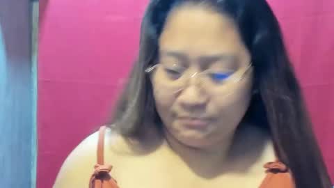 Snapshot of sweetpilipina88 chatting on 12.05.24 MIA online show from 12.05.24