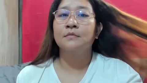 Snapshot of sweetpilipina88 chatting on 12.08.24 MIA online show from 12.08.24