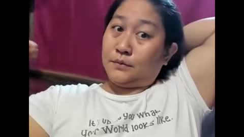 Snapshot of sweetpilipina88 chatting on 12.09.24 MIA online show from 12.09.24