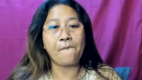 Snapshot of sweetpilipina88 chatting on 12.14.24 MIA online show from 12.14.24