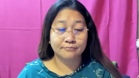 Snapshot of sweetpilipina88 chatting on 01.13.25 MIA online show from 01.13.25