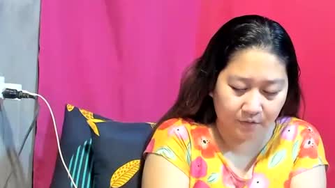 Snapshot of sweetpilipina88 chatting on 01.23.25 MIA online show from 01.23.25