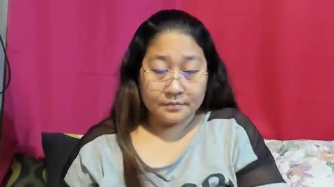 Snapshot of sweetpilipina88 chatting on 02.12.25 MIA online show from 02.12.25