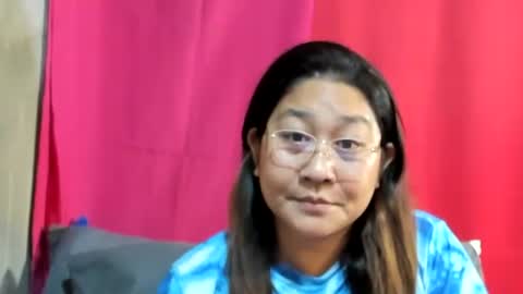 Snapshot of sweetpilipina88 chatting on 03.04.25 MIA online show from 03.04.25