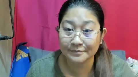 Snapshot of sweetpilipina88 chatting on 03.09.25 MIA online show from 03.09.25