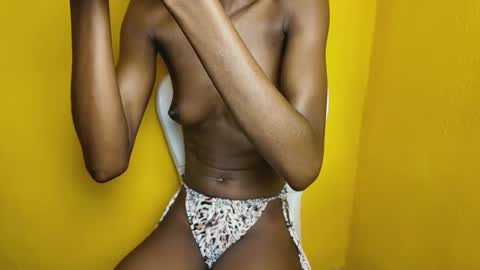 slim ivy online show from 05.11.26
