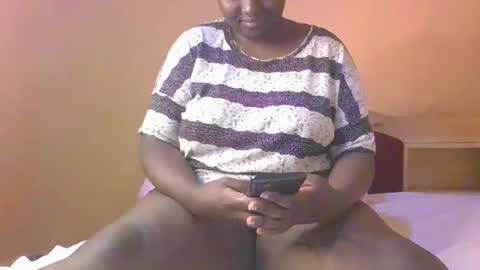 Snapshot of sweetrose2049 chatting on 02.19.26 Rose Watetu online show from 02.19.26