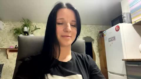 Snapshot of sweetshy99 chatting on 03.27.26 Sweet Shy online show from 03.27.26