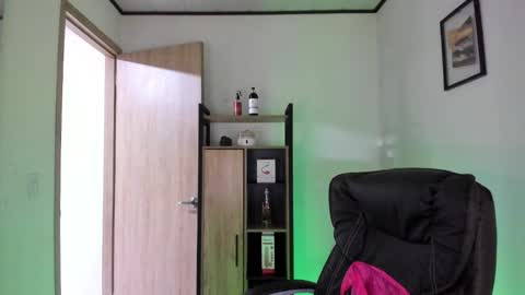 sweett_lust online show from 02.17.26