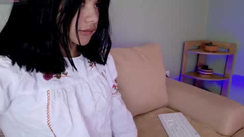    online show from 03.02.25