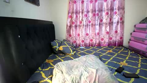 PEACHES online show from 12.10.24