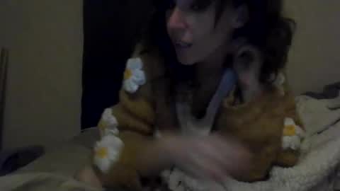 Sweet Tooth Trixie online show from 12.28.24