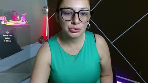 Scarlet online show from 10.21.25