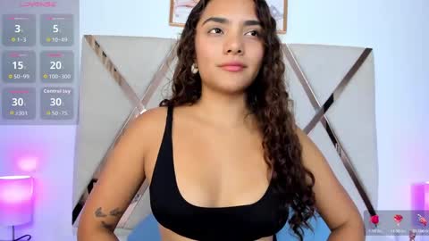 Snapshot of sweetty_girl_ chatting on 10.08.25 Sweetty online show from 10.08.25