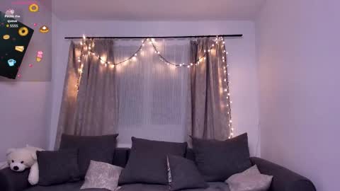 sweetviperr_ online show from 02.05.26