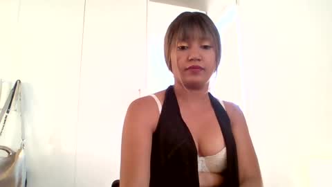 Snapshot of sweetwhisper4u chatting on 06.12.26 katie online show from 06.12.26