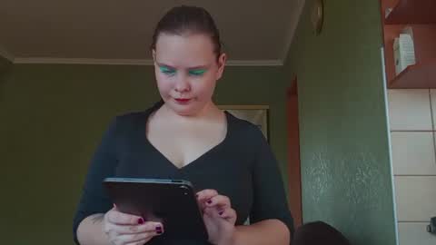 SweetxPiggy online show from 08.03.26