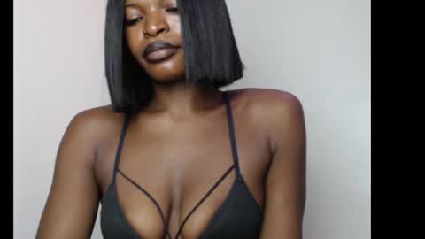 sweetxxboobsx online show from 10.03.25