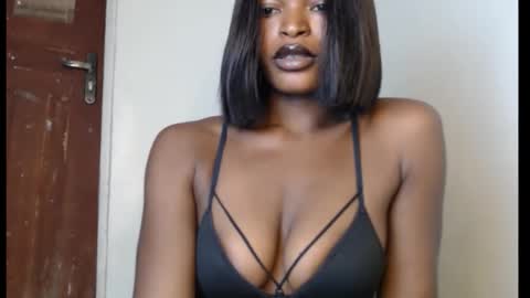 Snapshot of sweetxxboobsx chatting on 02.01.26 sweetxxboobsx online show from 02.01.26