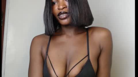 Snapshot of sweetxxboobsx chatting on 02.01.26 sweetxxboobsx online show from 02.01.26