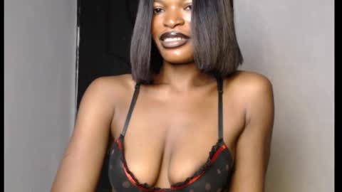 Snapshot of sweetxxboobsx chatting on 02.18.26 sweetxxboobsx online show from 02.18.26