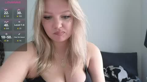 Snapshot of sweety_bettyyy chatting on 07.08.26 Betty online show from 07.08.26