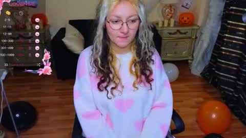 Hot Candy online show from 10.20.25