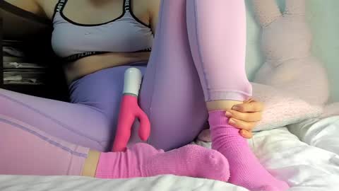 Mia online show from 02.18.25