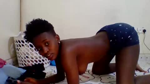 sweety_petite online show from 10.22.25