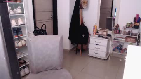 Snapshot of sweetyaya_ chatting on 06.21.26 yaya online show from 06.21.26