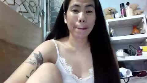 Snapshot of sweetymel14 chatting on 12.04.25 sweetymel14 online show from 12.04.25