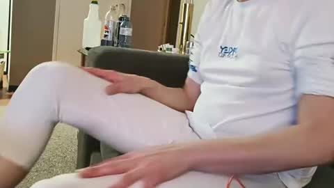 swontguy2025 online show from 03.10.25