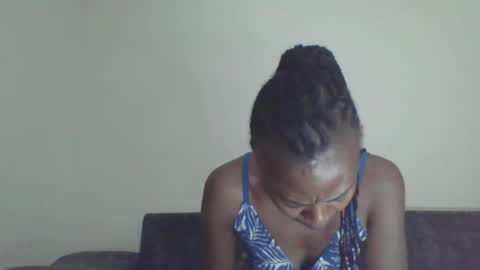 Snapshot of swtebony1 chatting on 12.23.24 ALICIA online show from 12.23.24