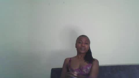 Snapshot of swtebony1 chatting on 12.26.24 ALICIA online show from 12.26.24
